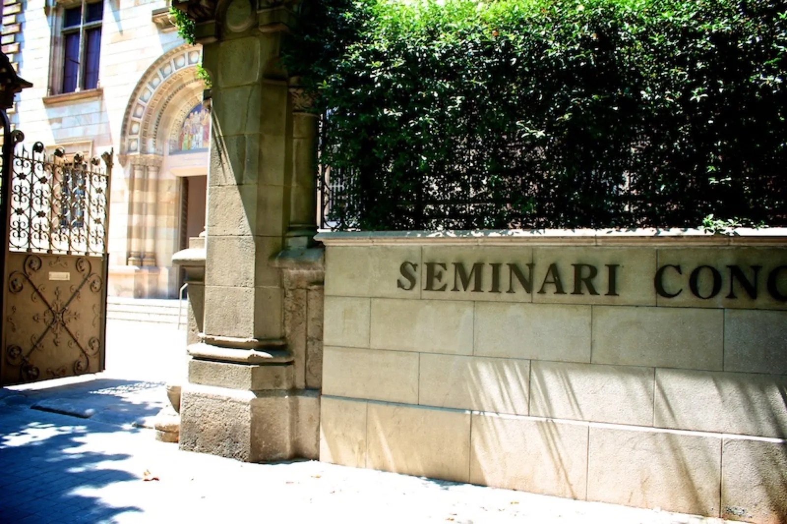 Seminari Barcelona · Signage