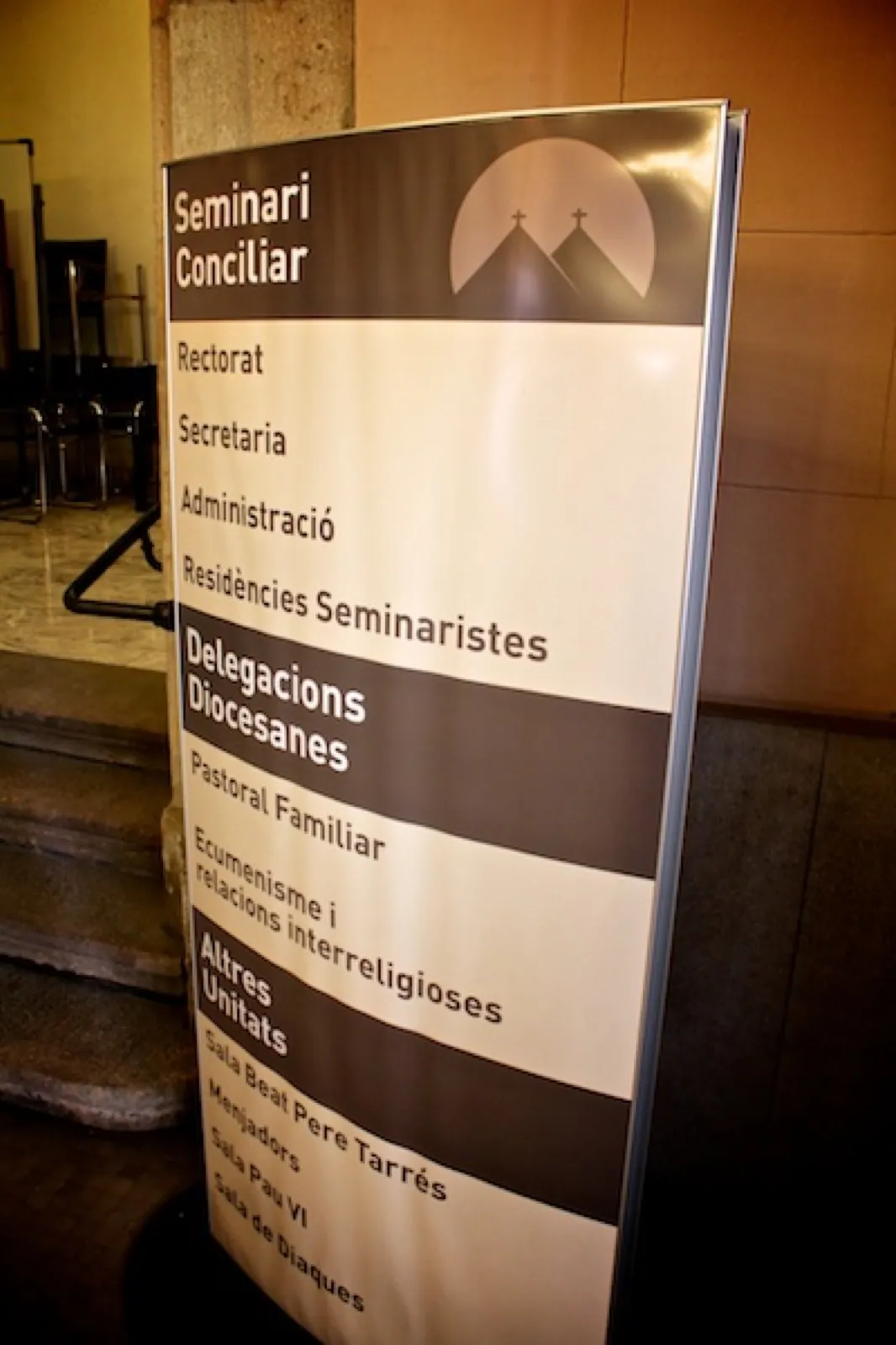Seminari Barcelona · Signage — image 10