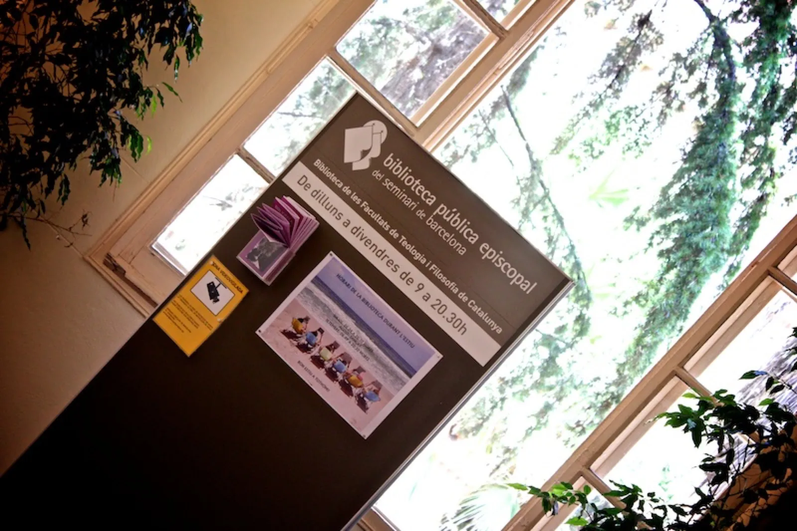 Seminari Barcelona · Signage — image 20